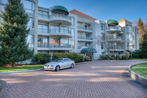 202-1745 Martin Dr, Surrey, BC, V4A9T5 | Card Image
