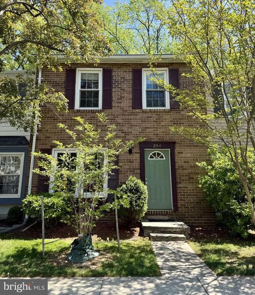 204 Michele Cir, MILLERSVILLE, MD, 21108-1028 | Card Image