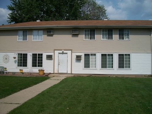 1-8713 S Keeler Ave, Hometown, IL, 60456-1286 | Card Image