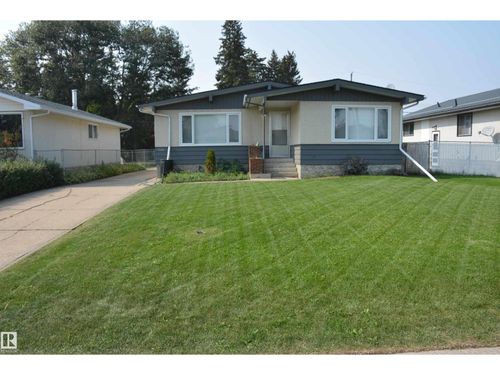 5506 56 St, Barrhead, AB, T7N1C6 | Card Image