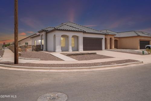 13619 Hazlewood St, El Paso, TX, 79928-7537 | Card Image