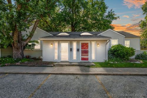 3805d-3805 S Quincy Ave, Tulsa, OK, 74105-3378 | Card Image