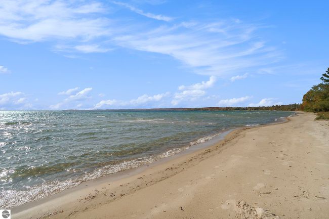 12639 N Northport Point Rd, Home with 0 bedrooms, 0 bathrooms and null parking in Northport MI | Image 39