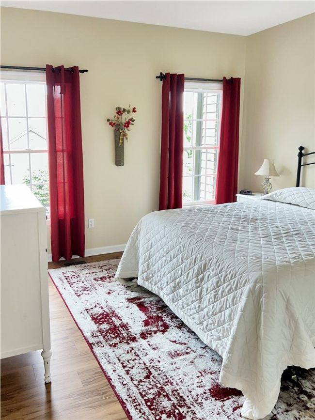 131 Linden Ct, Condo with 3 bedrooms, 3 bathrooms and 2 parking in Seven Fields PA | Image 12
