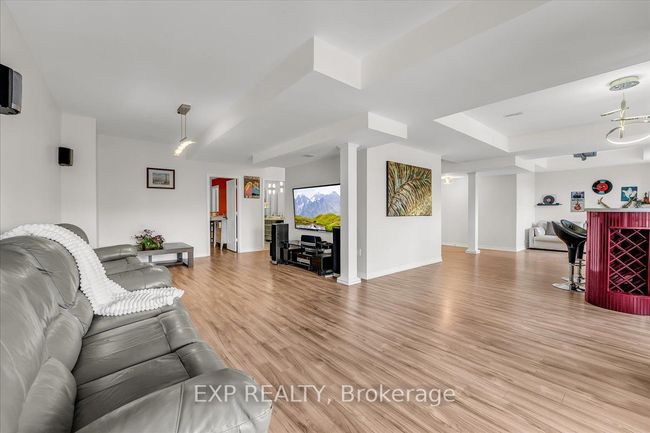 29 William Bowes Blvd, House other with 5 bedrooms, 5 bathrooms and 2 parking in Maple ON | Image 32