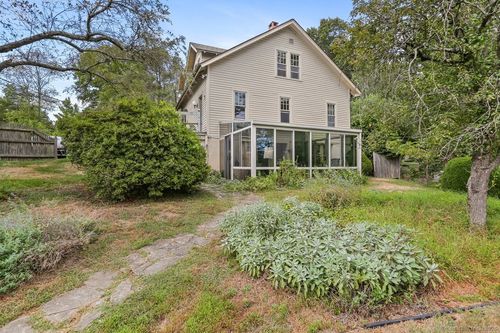 68 Center St, Westport, CT, 06880-5313 | Card Image