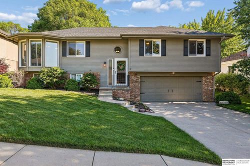 11030 Z St, Omaha, NE, 68137-4613 | Card Image