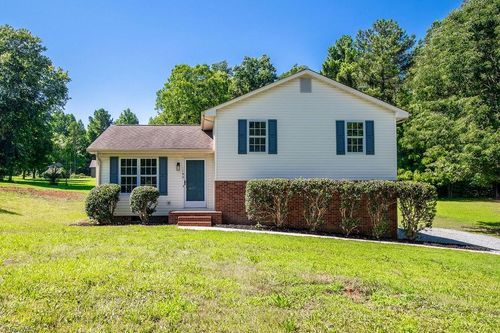 189 1st Cir, Lexington, NC, 27292-0613 | Card Image