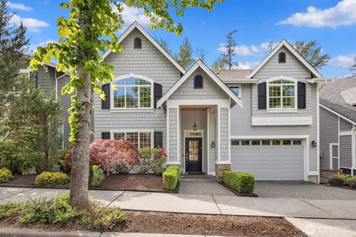1977 16th Ct Ne, Issaquah, WA, 98029-7666 | Card Image