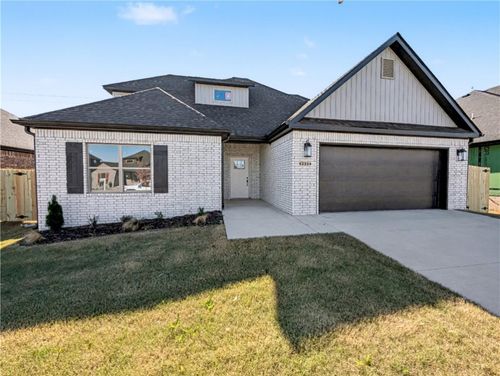 6905 Sw Basswood Ave, Bentonville, AR, 72713 | Card Image