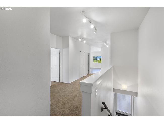 2689 Cupola Dr, House other with 4 bedrooms, 2 bathrooms and null parking in Eugene OR | Image 17