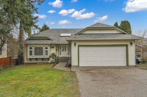 885 164 St, Surrey, BC, V4A4Y4 | Card Image