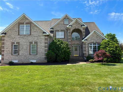 11813 Middlecoff Dr, Chester, VA, 23836-2706 | Card Image