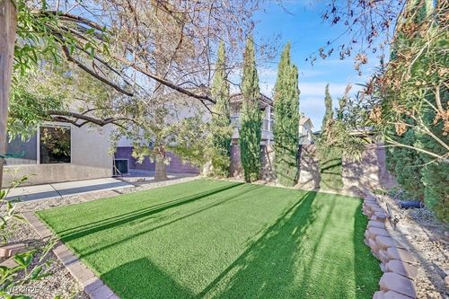 65 Pangloss St, Henderson, NV, 89002-6540 | Card Image