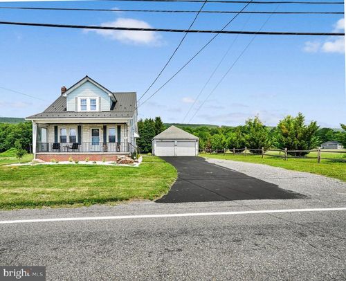 947 Deep Creek Rd, ASHLAND, PA, 17921-9388 | Card Image