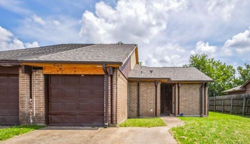 16613 Gold Ridge Ln, Houston, TX, 77053-5219 | Card Image