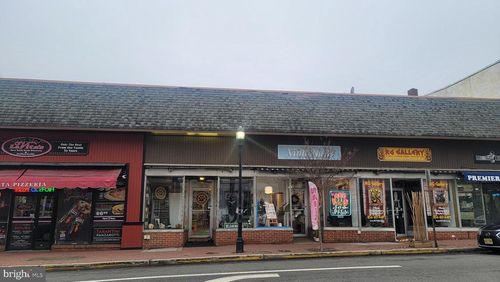 16 High St, Mount Holly, NJ, 08060-1702 | Card Image