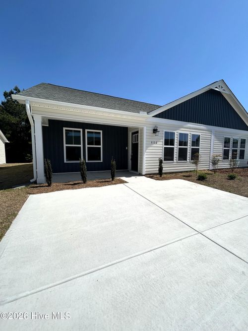 806 Discovery Cv, Newport, NC, 28570-5579 | Card Image