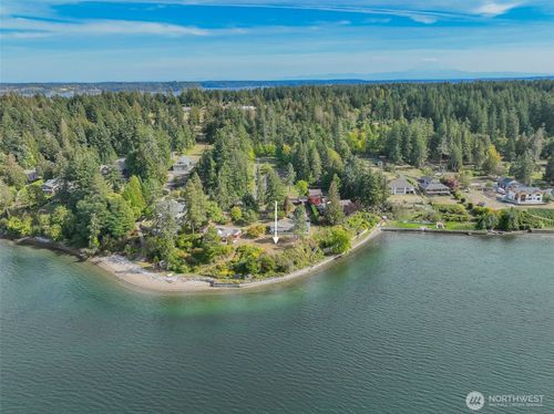 8939 Buttonwood Ln Ne, Olympia, WA, 98516-9524 | Card Image