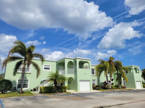 2185 Se Wild Meadow Cir, Port St Lucie, FL, 34952-8143 | Card Image