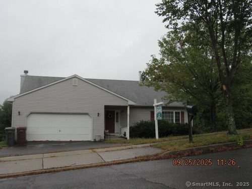 71 Wisteria Dr, Naugatuck, CT, 06770-5235 | Card Image