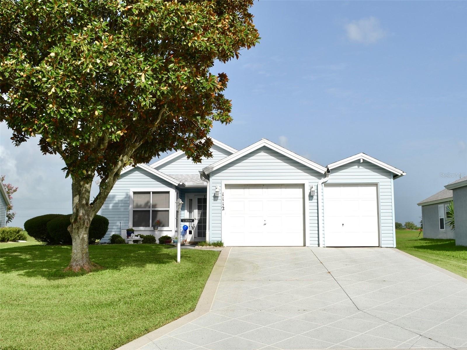 Monterey Ln, Lady Lake, FL 32159