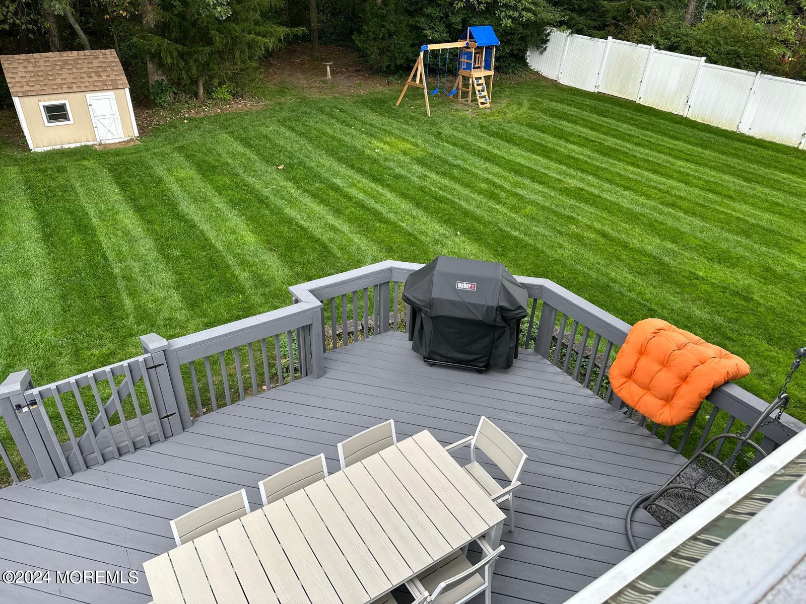 Bricksburg Ct, Toms River, NJ 08755