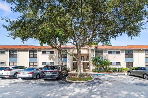 apt-h-1495 Lake Crystal Dr, West Palm Beach, FL, 33411-2094 | Card Image