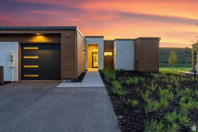 6312 Double Deer Loop, House other with 2 bedrooms, 3 bathrooms and 3 parking in Park City UT | Image 38