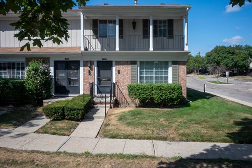 1757 Wickham St, Royal Oak, MI, 48073-1121 | Card Image