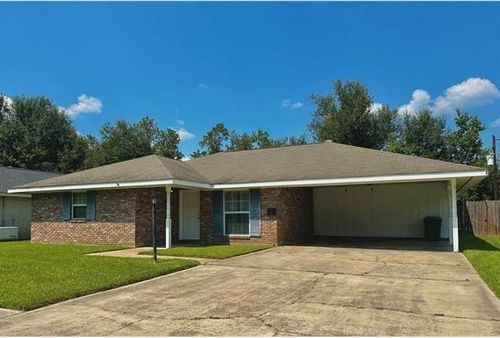 2104 Cherie Dr, Hammond, LA, 70401-1512 | Card Image