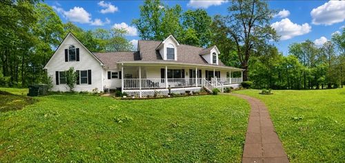 1518 Old Waynesboro Hwy, Lawrenceburg, TN, 38464-3119 | Card Image