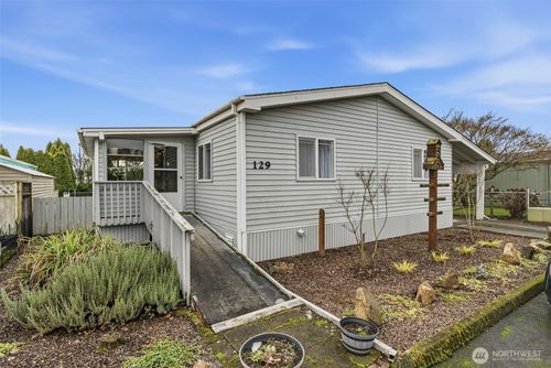 129 Arlington Pl, Longview, WA, 98632-9203 | Card Image