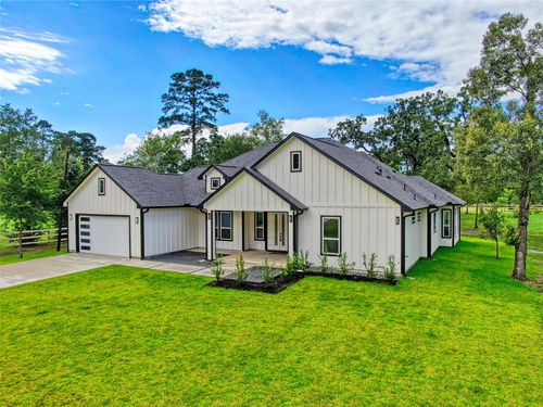 11082 Tammy Cir, Plantersville, TX, 77363-8139 | Card Image