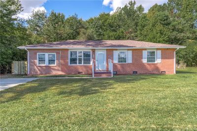 3232 Head River Road, House other with 4 bedrooms, 2 bathrooms and null parking in Virginia Beach VA | Image 1