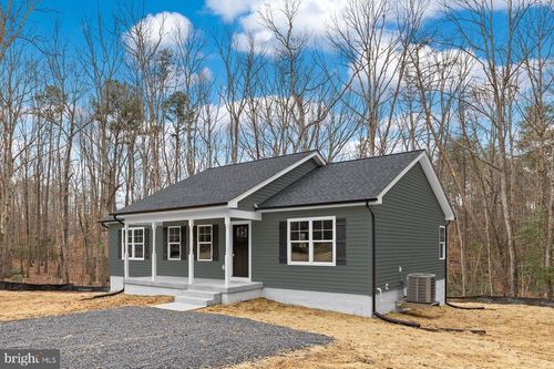 8354 Coolidge Cir, KING GEORGE, VA, 22485-2107 | Card Image