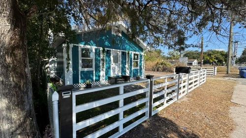 1118 E Linebaugh Ave, Tampa, FL, 33612-8159 | Card Image