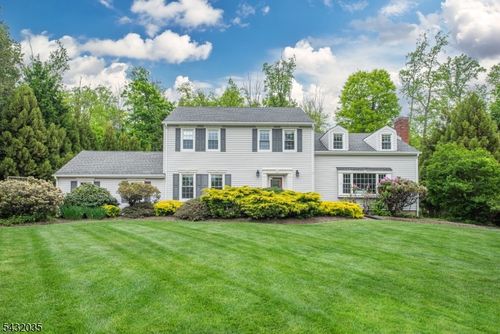 23 Pepperidge Rd, Morristown, NJ, 07960-2532 | Card Image