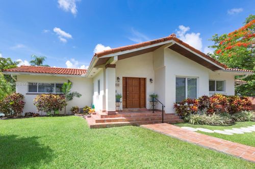 6302 Sw 44th St, Miami, FL, 33155-5143 | Card Image
