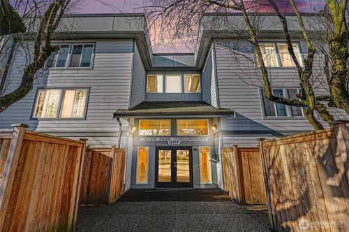 apt-229-13717 Linden Ave N, Seattle, WA, 98133-6966 | Card Image