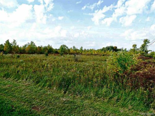 9147 Corunna Rd, Flint, MI, 48532-5508 | Card Image