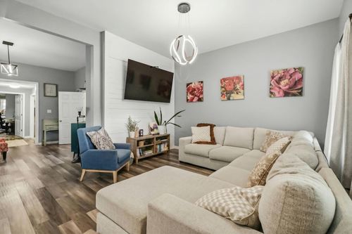 305 E Fourth St, Lexington, KY, 40508 | Card Image