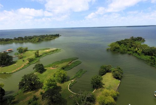 488 Briggs Blvd, East Tawakoni, TX, 75472-7112 | Card Image