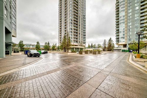 1207-77 Spruce Pl Sw, Calgary, AB, T3C3X6 | Card Image