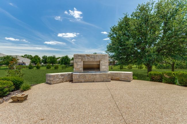 Extended outdoor living area | Image 33
