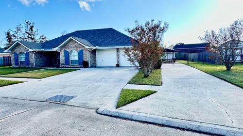 211 Myrick Drive, Houma, LA, 70360 | Card Image