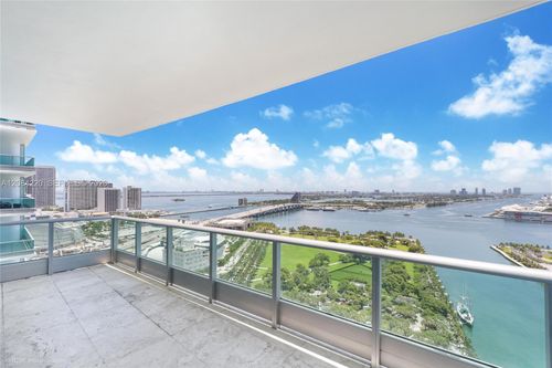 3007-900 Biscayne Blvd, Miami, FL, 33132-1561 | Card Image