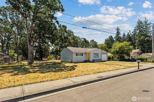 15401 Grant Ave Sw, Lakewood, WA, 98498-2020 | Card Image