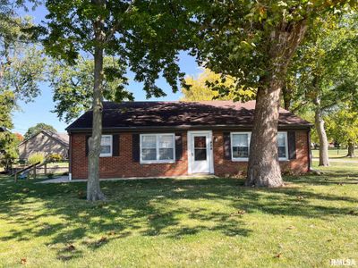 404 N Washington Street, House other with 4 bedrooms, 2 bathrooms and null parking in Metamora IL | Image 1