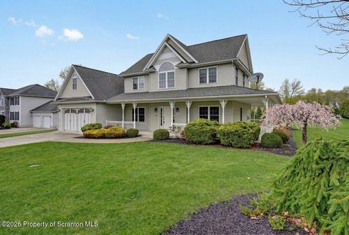 212 White Oak Dr, Olyphant, PA, 18447-2251 | Card Image